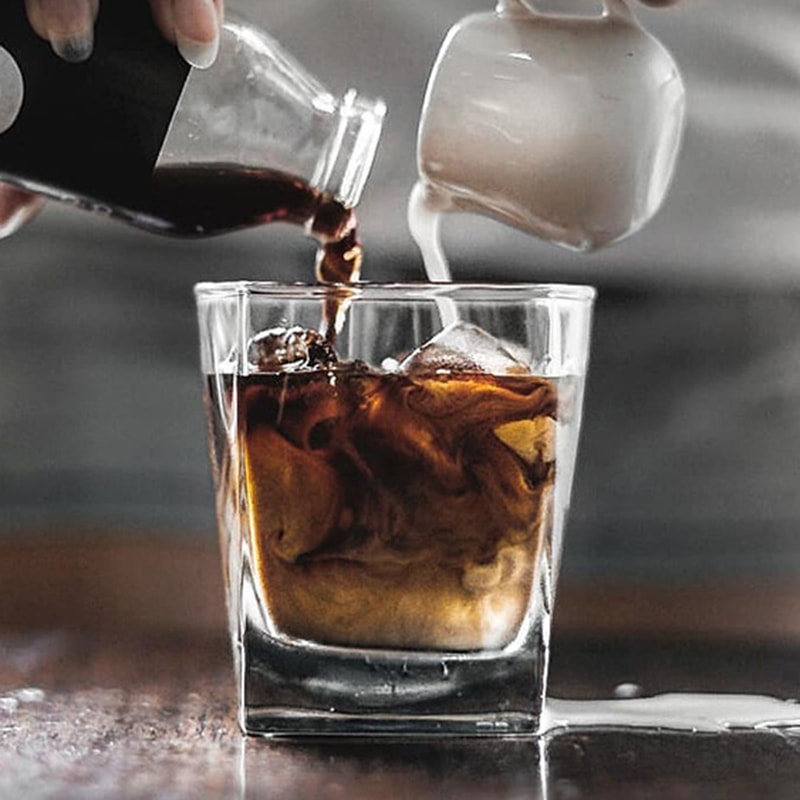 Luxury Rotating Wine Glass Tumbler HighEnd Whiskey Glass 235ml Foreign Wine Glass Transparent Cold 3