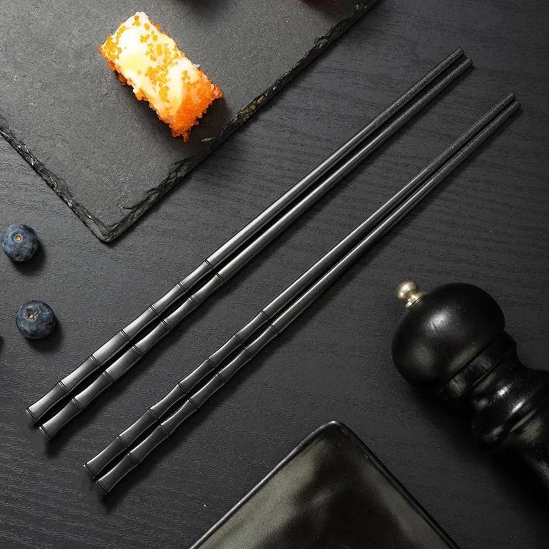 Reusable Black Alloy Chinese Chopsticks High Temperature Sterilizable Food Sushi Sticks Safe Bamboo 1