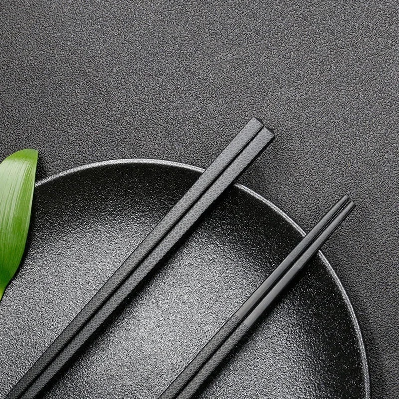 Reusable Black Alloy Chinese Chopsticks High Temperature Sterilizable Food Sushi Sticks Safe Bamboo 3