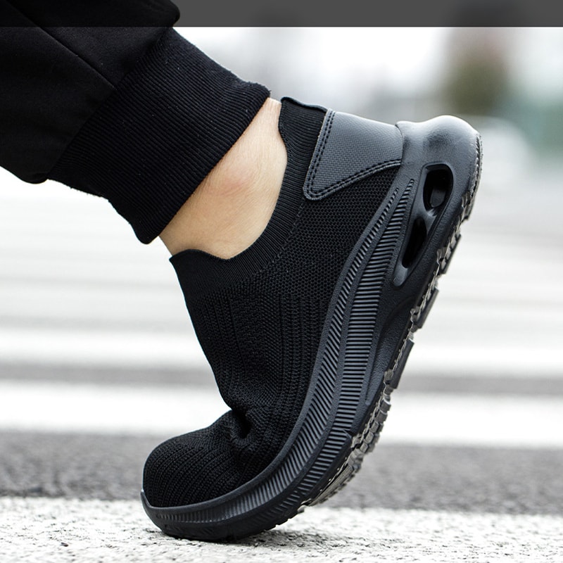 Lightweight Steel Toe Breathable Mens Work Safety Shoes Anti Smashing Anti Slip Indestructible Boots