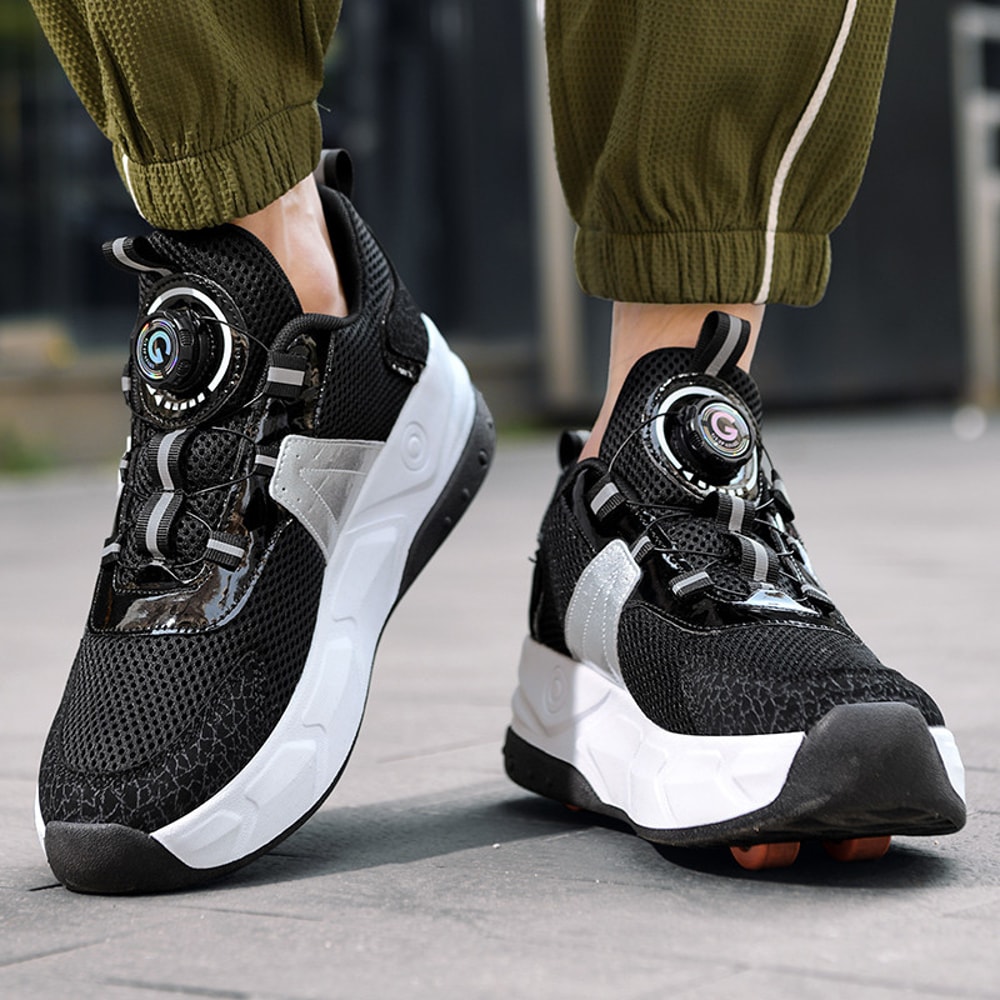 Kids Removable Pulley Skate Shoes With Wheels Wheel Racing Roller Skating Sneakers Parkour Shoes 2