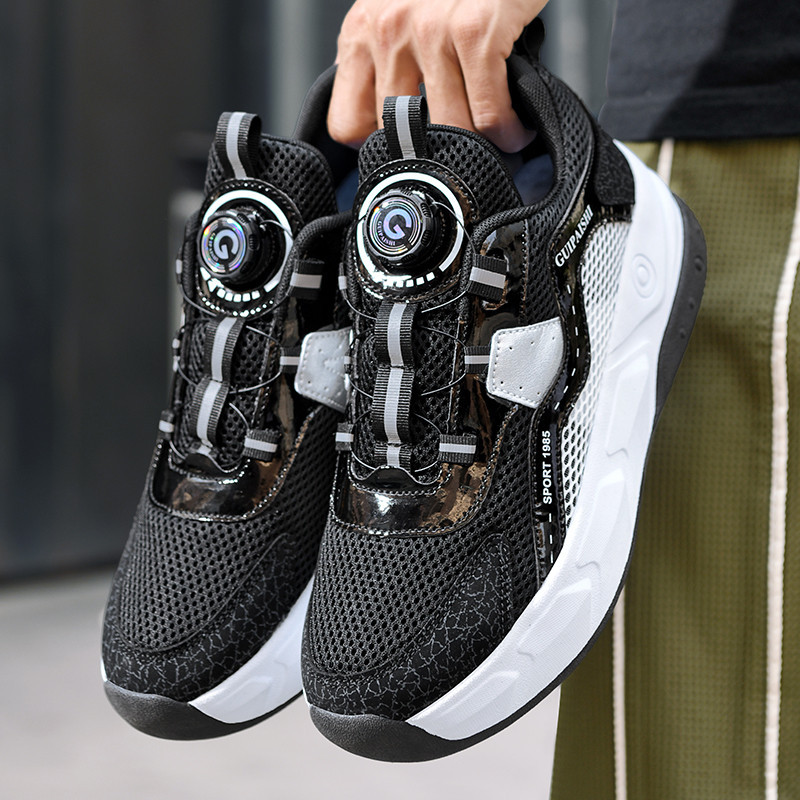 Kids Removable Pulley Skate Shoes With Wheels Wheel Racing Roller Skating Sneakers Parkour Shoes 4