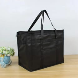 folding insulated picnic bag for outdoor camping, bbq, catering, and travelling with zipper closure