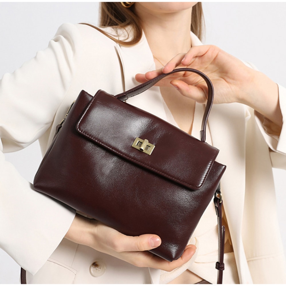 Trendy Luxury Women Messenger Bags Soft Leather Brown Suede Hand Held Totes With Gold Buckle Should 2