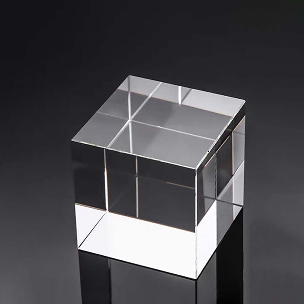 Rectangular Column Crystal Cube Artificial Crystal Glass Can Be Engraved With Patterns And Words In 3
