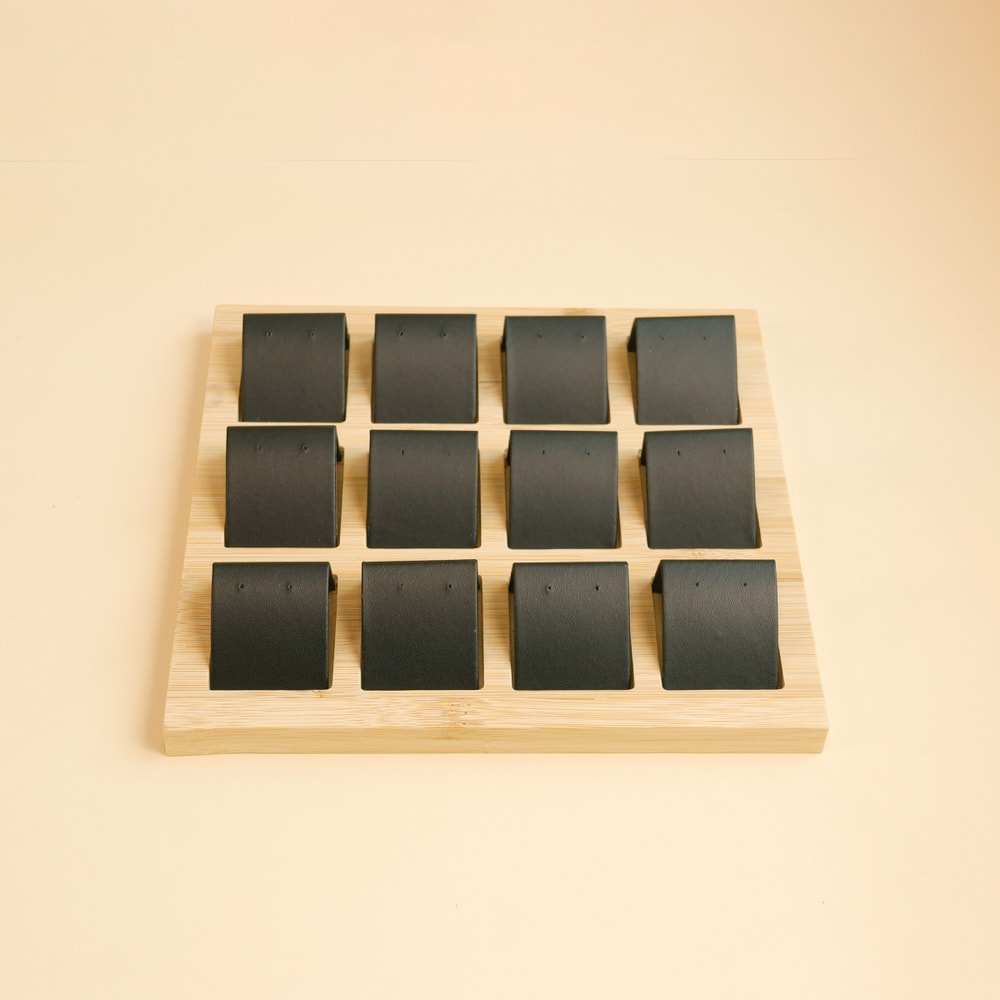 DIY Velvet PU Leather Jewelry Storage Tray Bamboo Wood Earrings Display Stand For Window Counter 5