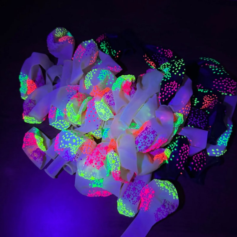 Glow In The Dark Fluorescent Latex Love Heart Balloon For Wedding And Birthday Party Decor 4