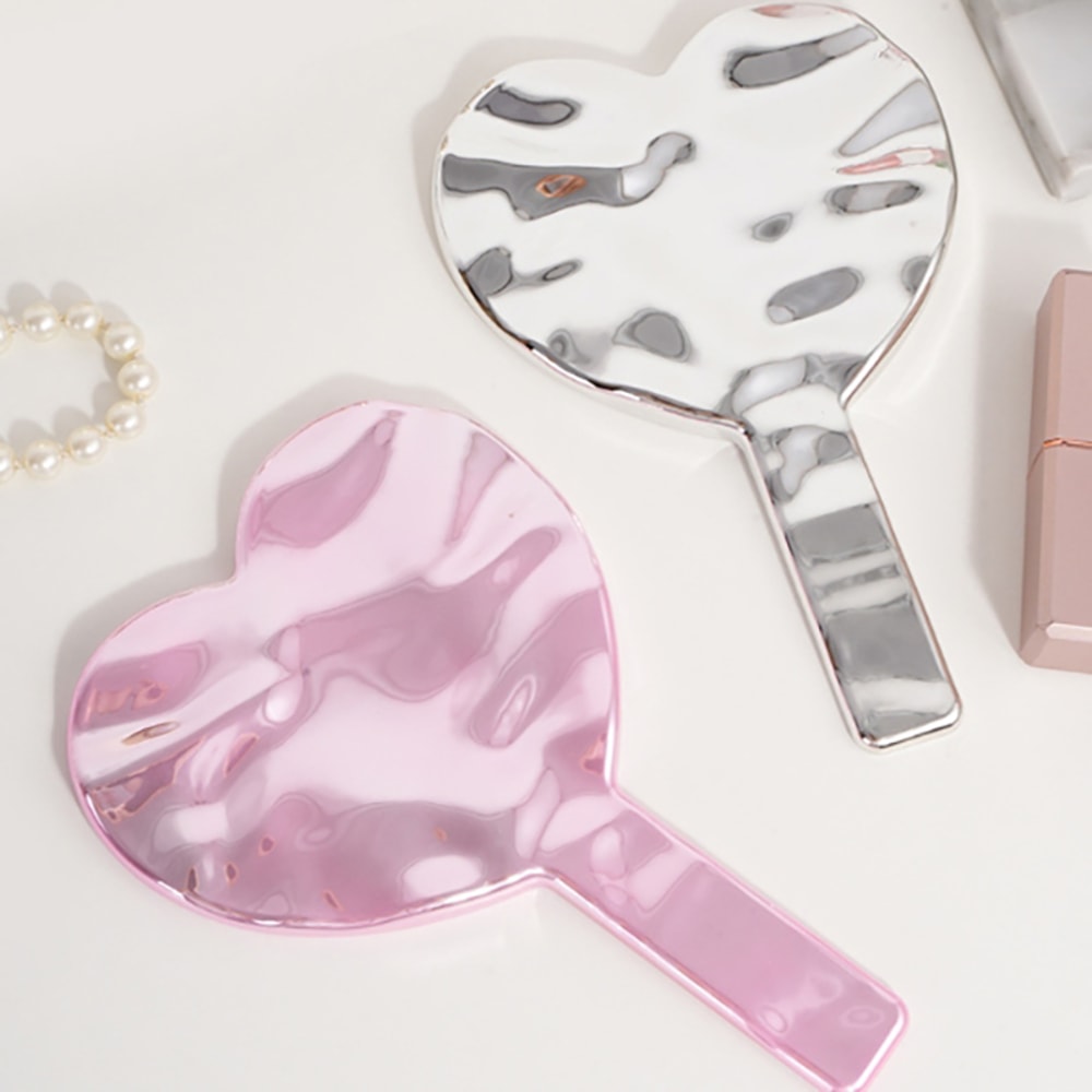 Love Heart Handheld Makeup Mirror With Female Handle Vanity Cosmetic Beauty Tool 0