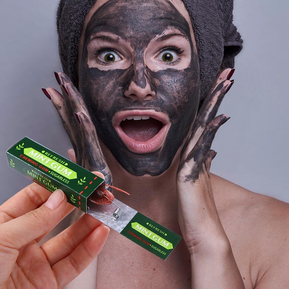 Simulation Prank Trick Toy Fake Chewing Gum Shocking Cockroach Spoof Toy For April Fools Day Fun 1