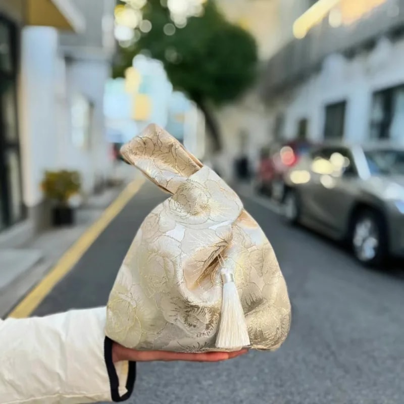 Tassel Knot Wrist Bag Flower Pendant Lunch Bag Cosmetic Bag Small Item Pouch New Style Handbag 2