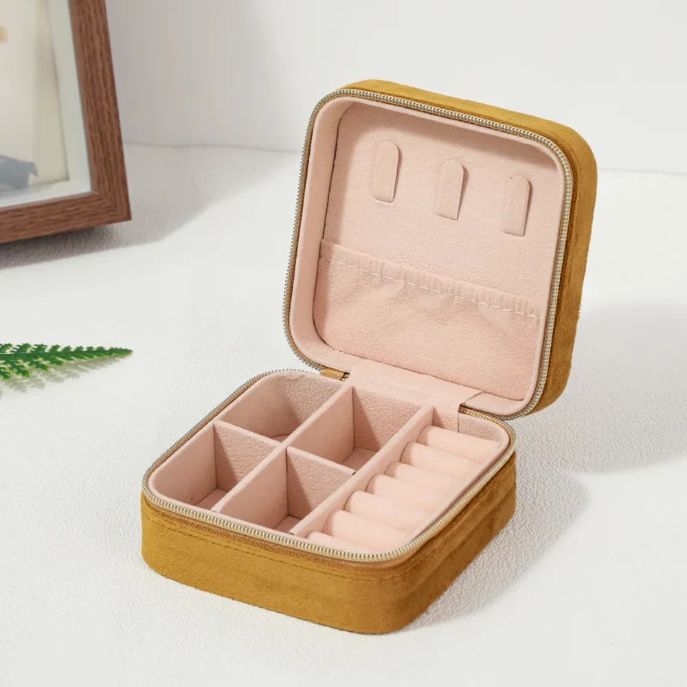 Velvet Jewelry Box For Women Necklace Ring Earrings Organizer Portable Zipper Travel Jewelry Holder 5