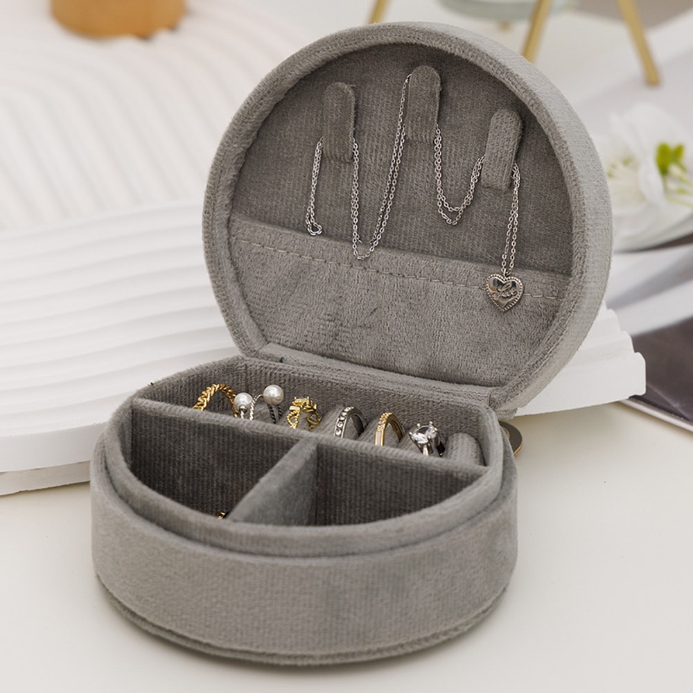Mini Portable Cute Jewelry Box Flannel Storage For Rings Necklaces Earrings And Studs Jewelry Organ 2