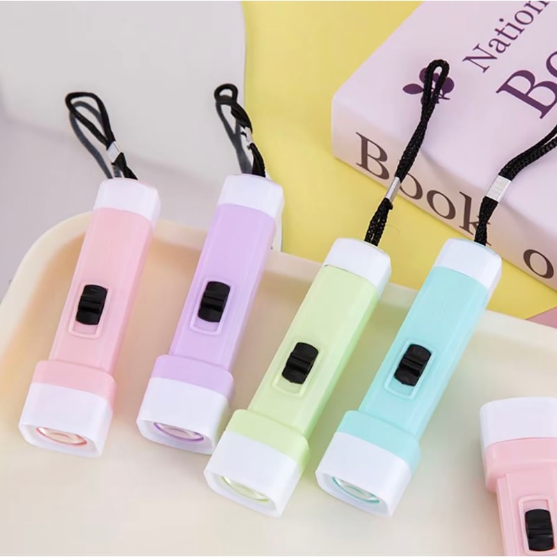 LED Mini Flashlight Kids Party Gift, Wedding Favor, Halloween Christmas Carnival Decoration for Parties