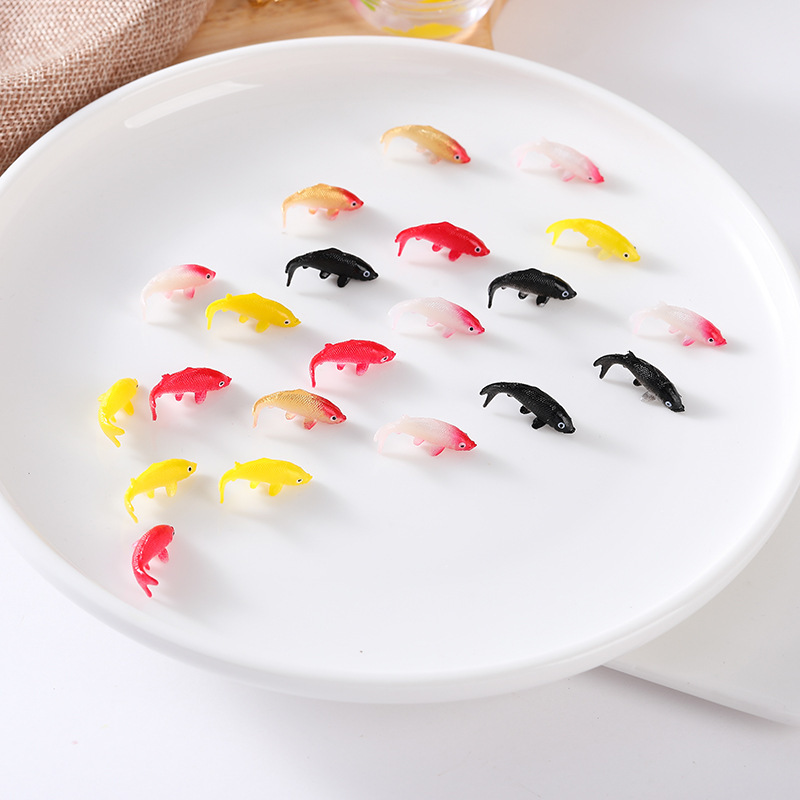 Soft PVC Goldfish Models Set For Epoxy Filling Crystal Ocean Resin 3D Mini Fish Modeling Filler 3