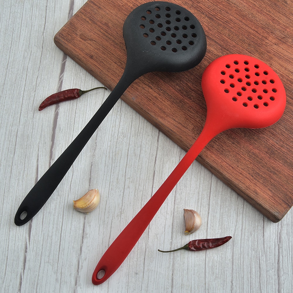 Heat Resistant Long Handle Silicone Colander NonStick Cooking Strainer Mesh Skimmer Oil Filter Spoo 1