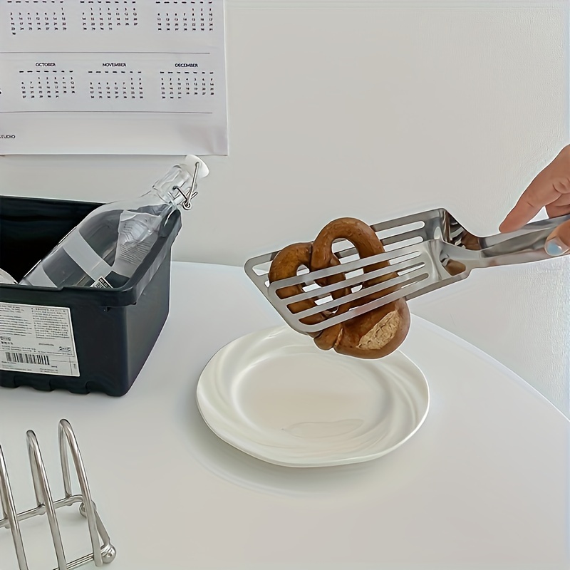 Heat Resistant Stainless Steel Steak Tongs Secure Grip For Grilling And Flipping Multipurpose Kitch 2