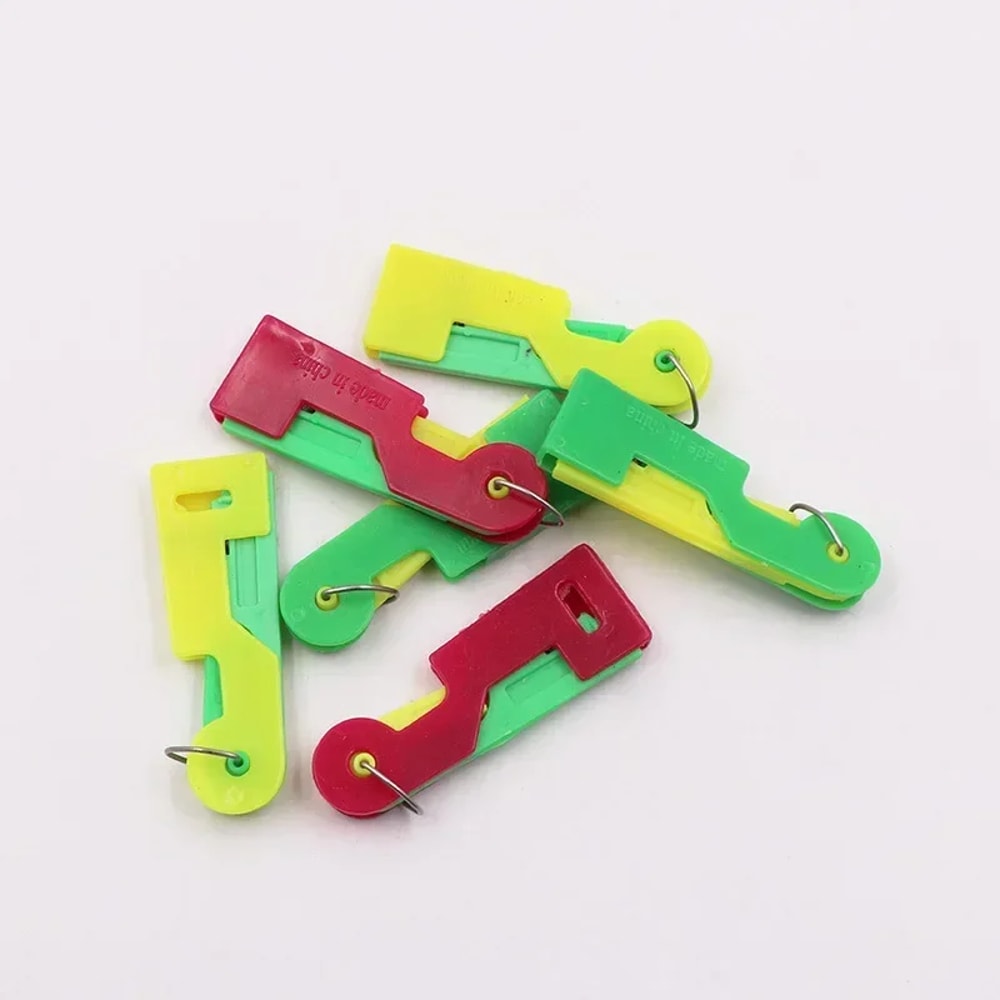 Convenient Threader For Elderly Automatic Needle Thread Guide Tool Easy Sewing Device In Random Col 1