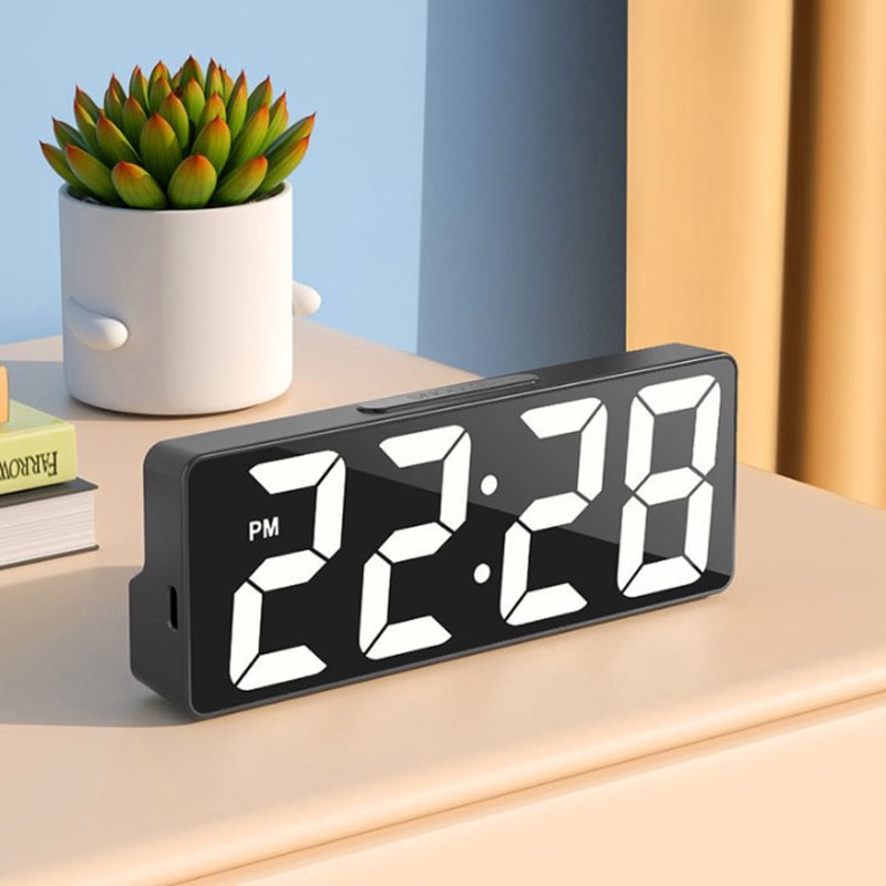 Electronic Desktop LED Clock, Living Room Bedroom Alarm Clock with Temperature Display and Adjustable Brightness