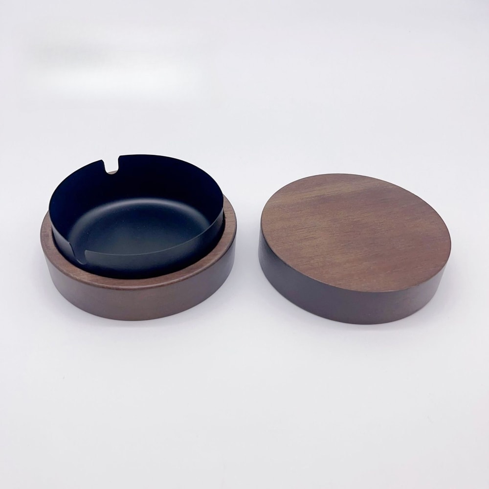Windproof Walnut Wood Ashtray with Lid and Stainless Steel Liner for Home and Outdoor Use