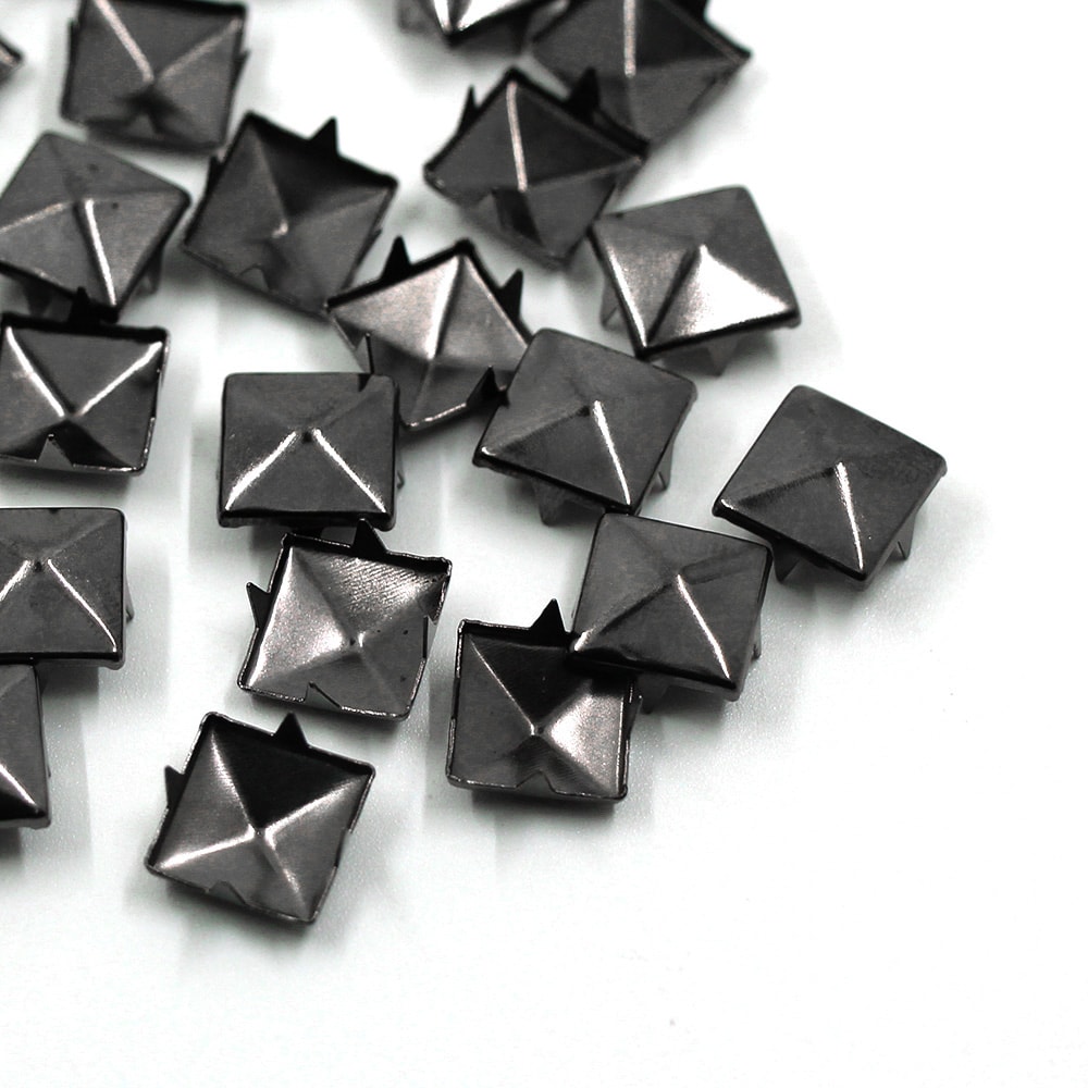 Metal Spikes Square Studs Rivets For Leather Craft Clothes Shoes Bracelets 2