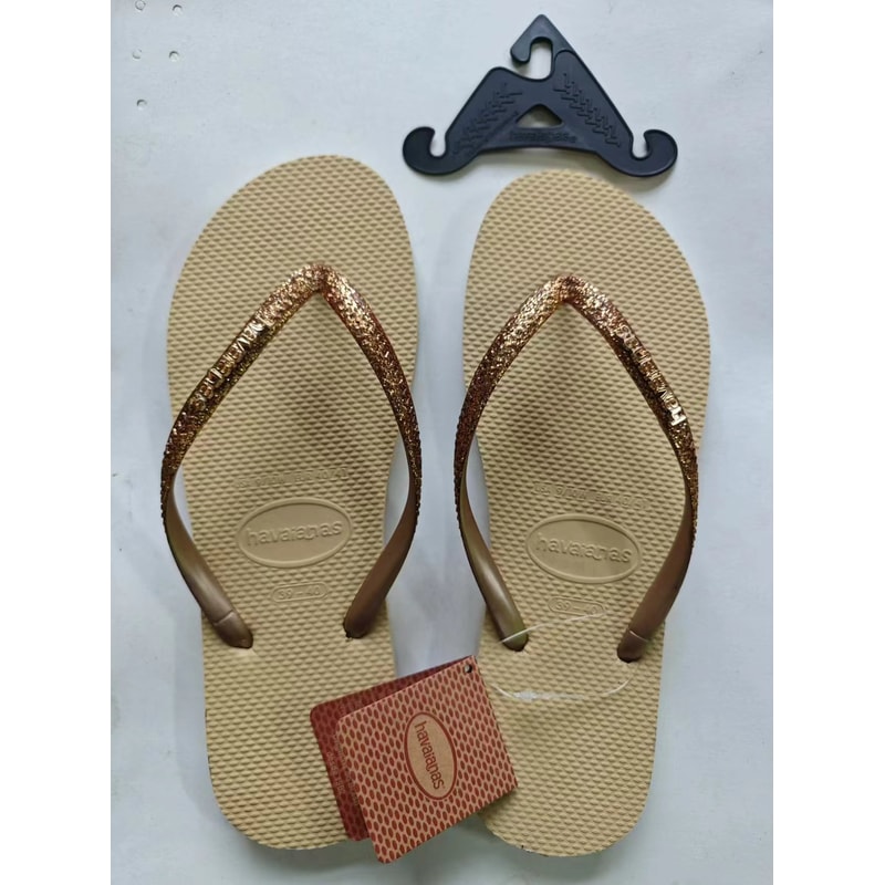 Fashionable Womens Summer Flip Flops Comfortable Outdoor Travel Slippers For Beach Casual Wear 7