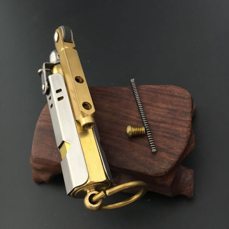 Retro Windproof Petrol Flint Lighter Vintage Metal Smoking Accessory Gift 2