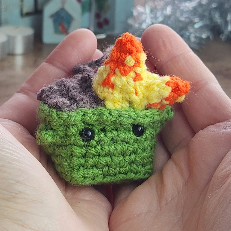 Dumpster Fire ornament pattern