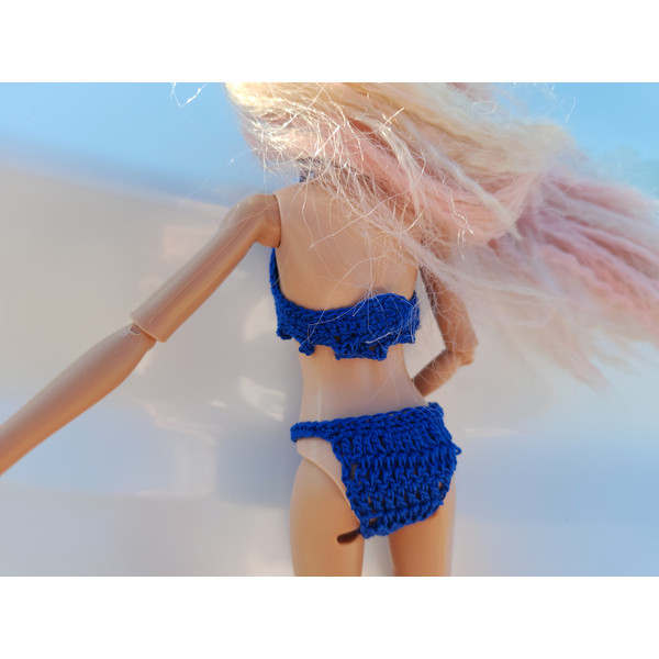 Chic bikini and top crochet pattern for Barbie