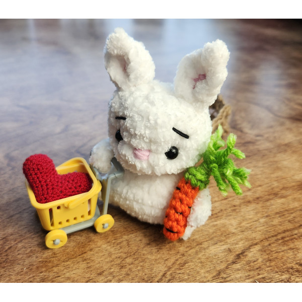 Easter bunny decor crochet pattern