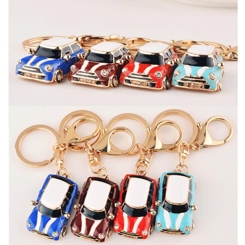 Mini Beetle Car Keychain Durable Metal Car Key Pendant Gift 1