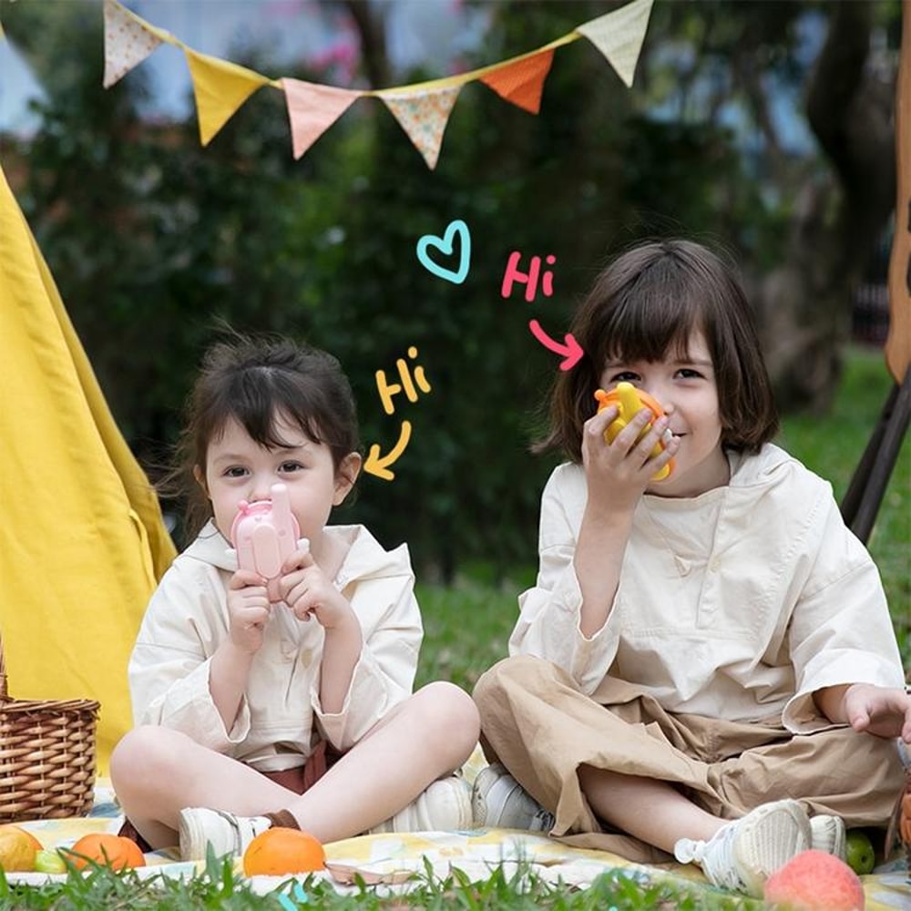 Bee Kids Walkie Talkie Set with Flashlight Long Range Toy for Outdoor Adventures