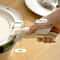 HeatResistant NonSlip Plate Gripper Clip Kitchen Tongs 2