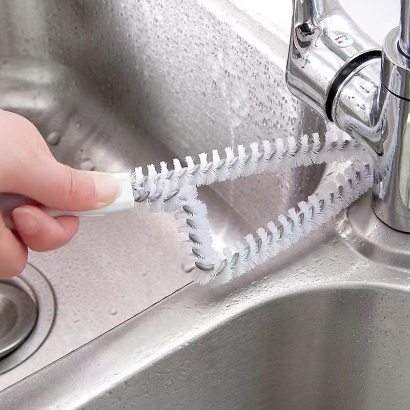 Triangular Window Track Cleaning Brush for Kitchen Crevices and Stovetop Gaps