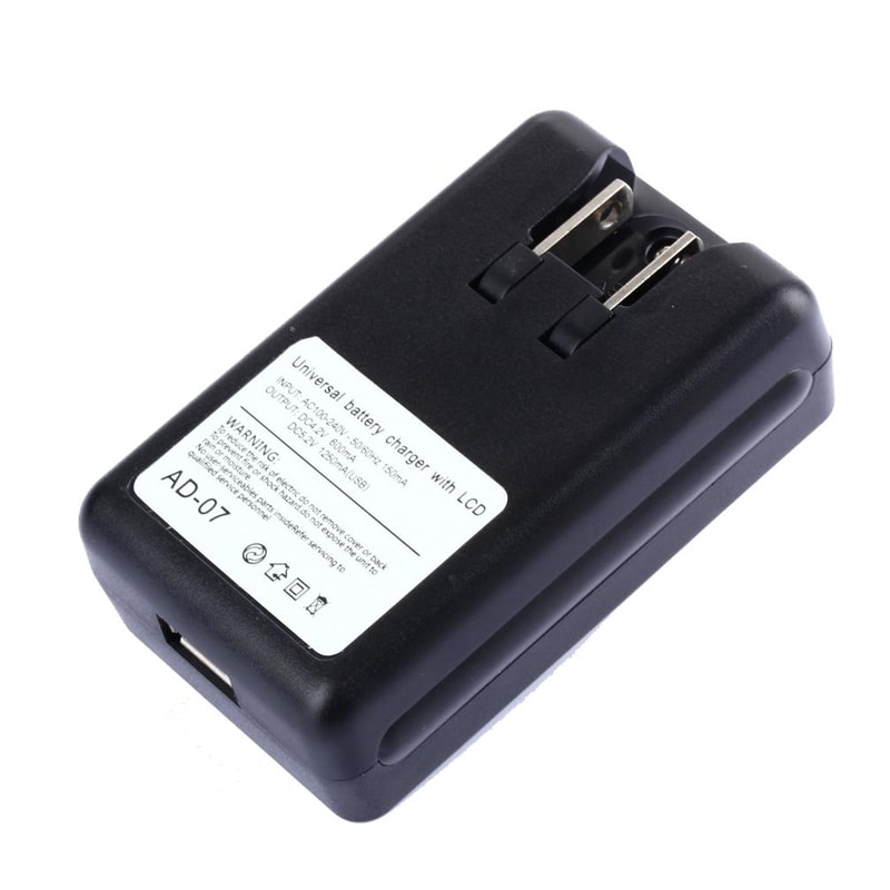 Universal Battery Charger With USB Output And LCD Display For Smartphones 6