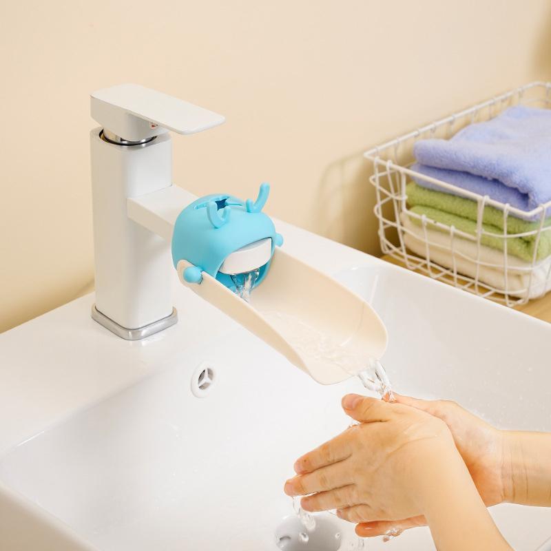 Cartoon Deer Kids Faucet Extender Splashproof Sink Attachment & Diverter Tool