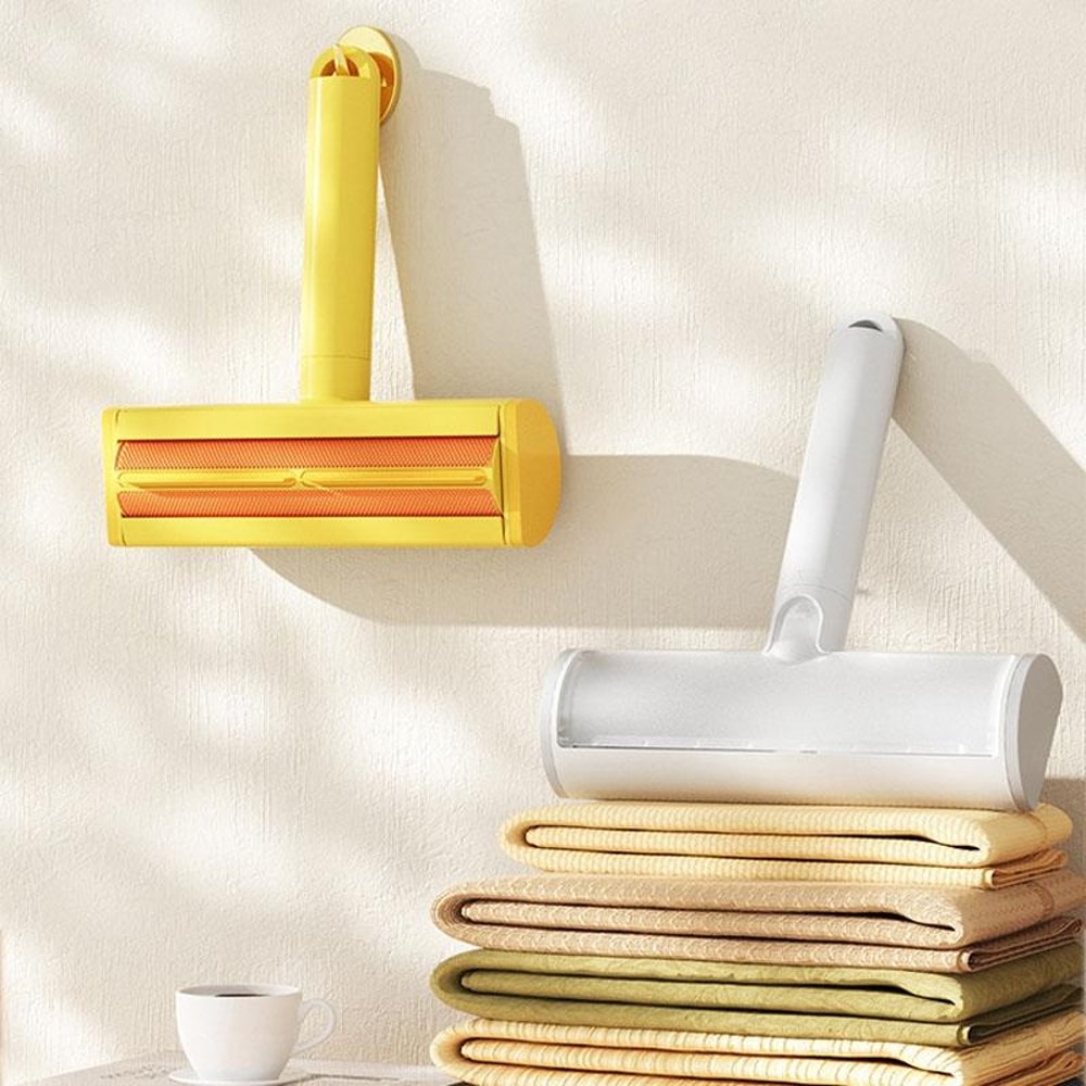 Electrostatic Pet Hair Remover Brush Reusable Fur Lint Cleaner For Clothes Furniture 1