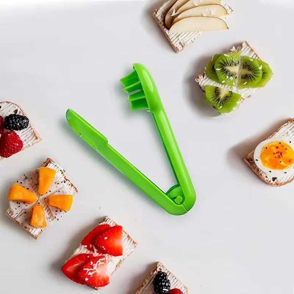 Strawberry Slicer Green Fruit Cutter for Snacks and Desserts
