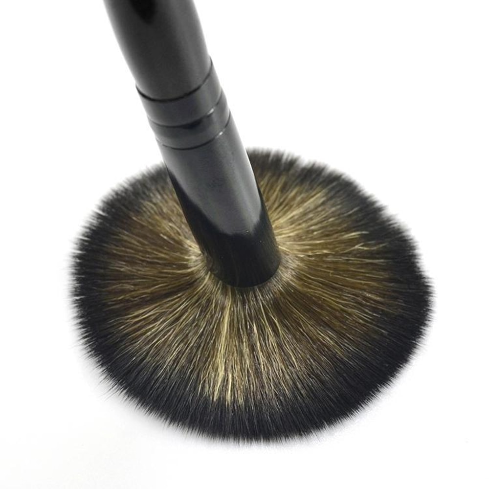 Foundation Brush With Wooden Handle For Flawless Blending 6