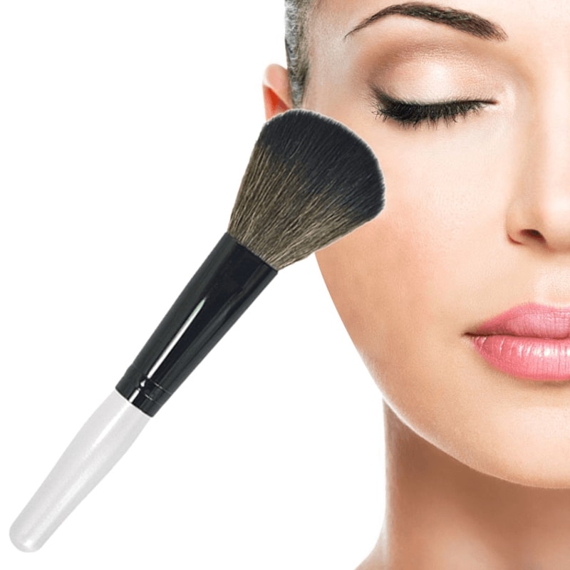 Foundation Brush With Wooden Handle For Flawless Blending 5