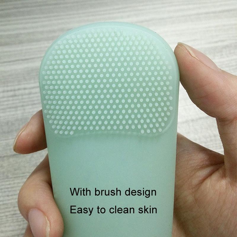 Portable Silicone Travel Bottle With Brush 60ml Leakproof Silicone Travel Bottle For Toiletries 2