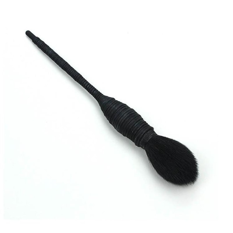 Wool Blush Brush With Rattan Handle Soft Makeup Blending Brush For Smooth Finish 3