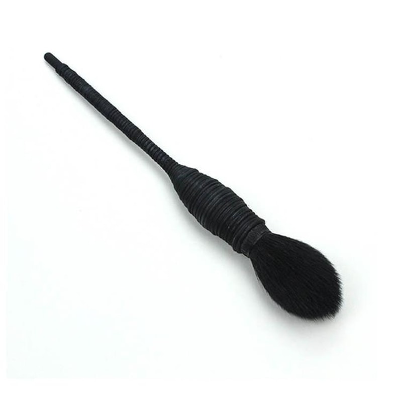 Wool Blush Brush With Rattan Handle Soft Makeup Blending Brush For Smooth Finish 1