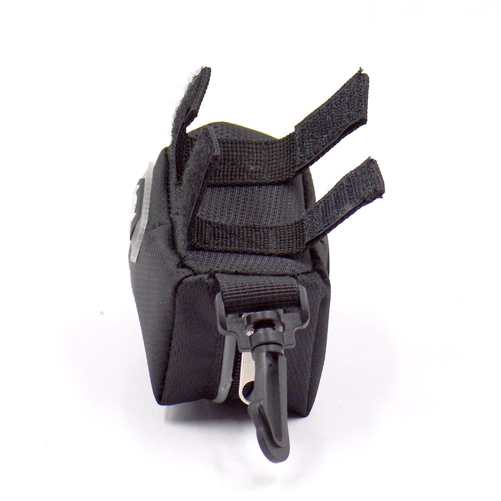 Compact Dog Treat Pouch With Waste Bag Dispenser For Walks 4