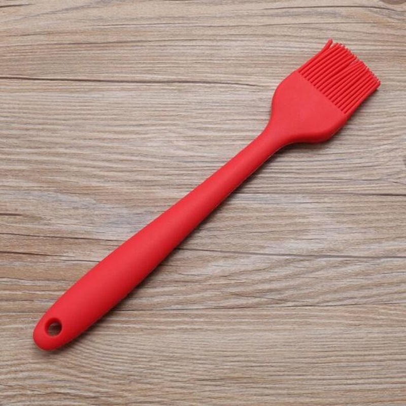 Silicone Basting & BBQ Oil Brush Heat Resistant Pastry Brush for Baking & Grilling Kitchen Tool