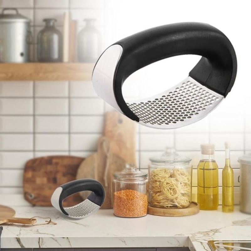 Stainless Steel Garlic Press Roller Manual Garlic Mincer Kitchen Tool 1