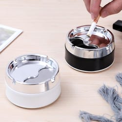windproof rotating lid desktop ashtray with sealed smokeless design