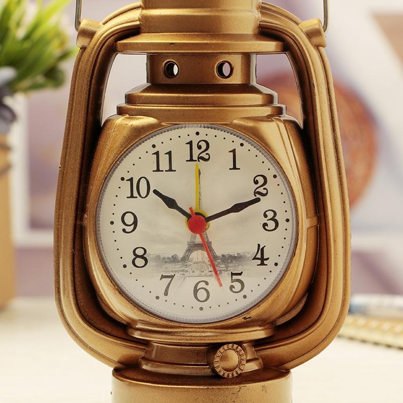 Vintage Oil Lamp Style Retro Table Clock Decorative Alarm Clock For Home Office 2
