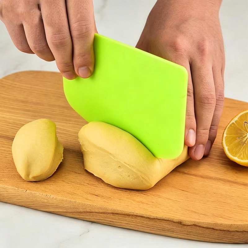 Flexible Plastic Dough Scraper & Baking Spatula for Bread, Pastry and Cake Decorating