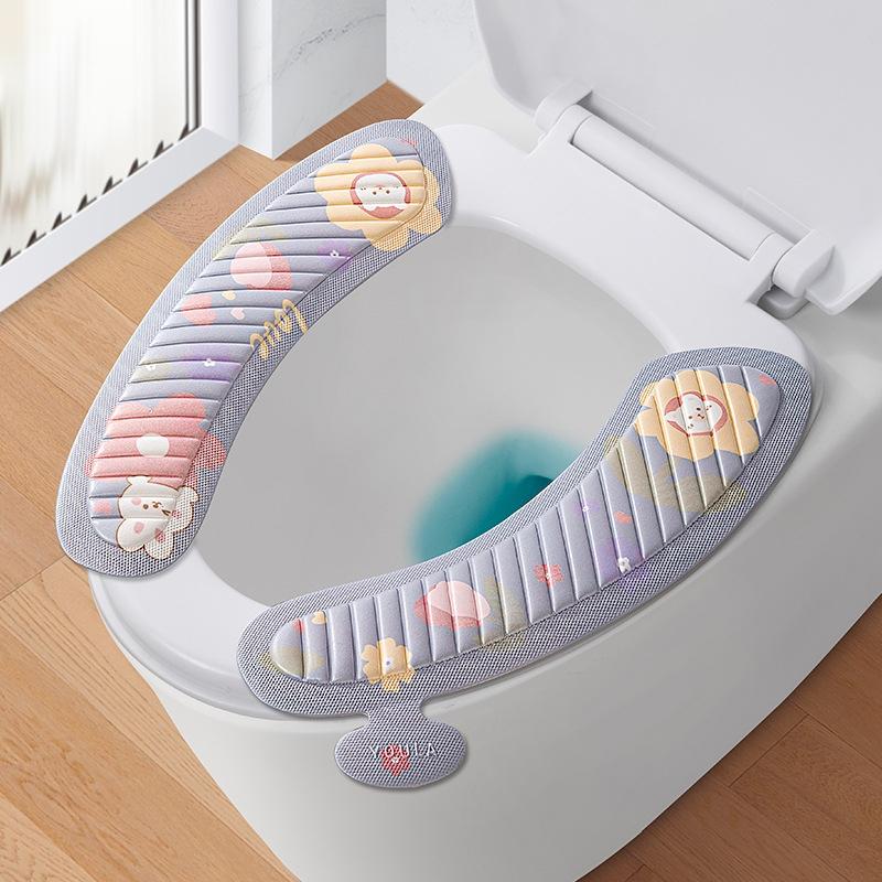Cute Cartoon EVA Waterproof Toilet Seat Cover Pad With Handle Reusable Universal Toilet Cushion 2