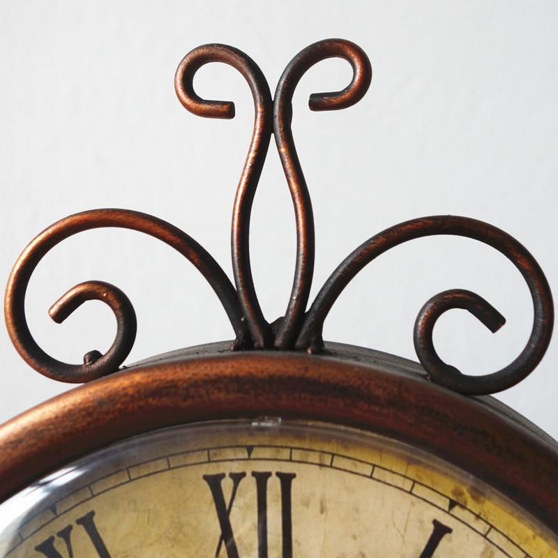 Vintage Retro Iron Clock, Silent Table & Living Room Decor Clock